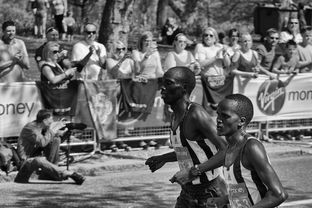 乌干达女篮在非洲锦标赛中奋战到底，期待奥运突破，乌干达vs南非